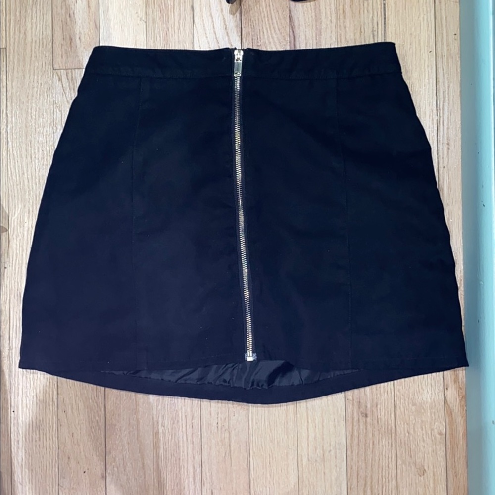 Black H&M skirt